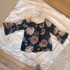 Floral top